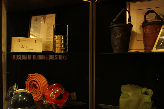 SMALL_Museum_of_Burning_Questions